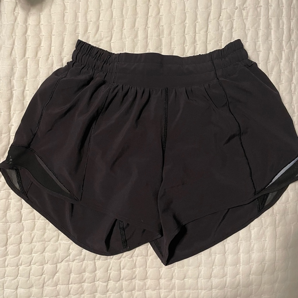 lululemon black shorts 4” size 4